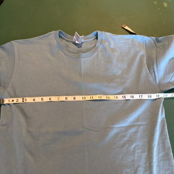 Womens Nike T Shirt - Picture 2 of 5